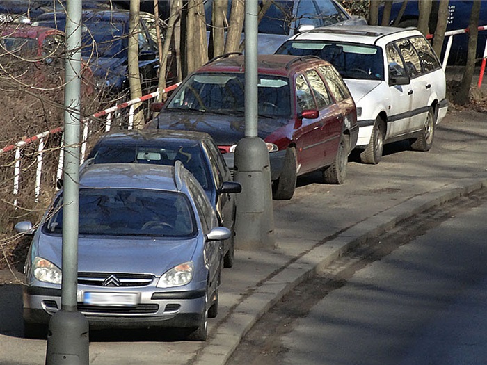 Praha 4 se zaměřila na špatné parkování a spustila mimořádné kontroly