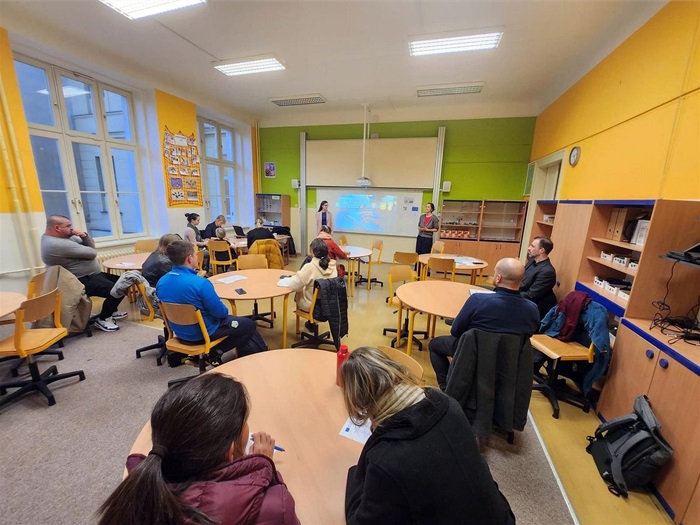 Seminář „Děti a technologie“ pomohl rodičům lépe se orientovat v digitálním světě.